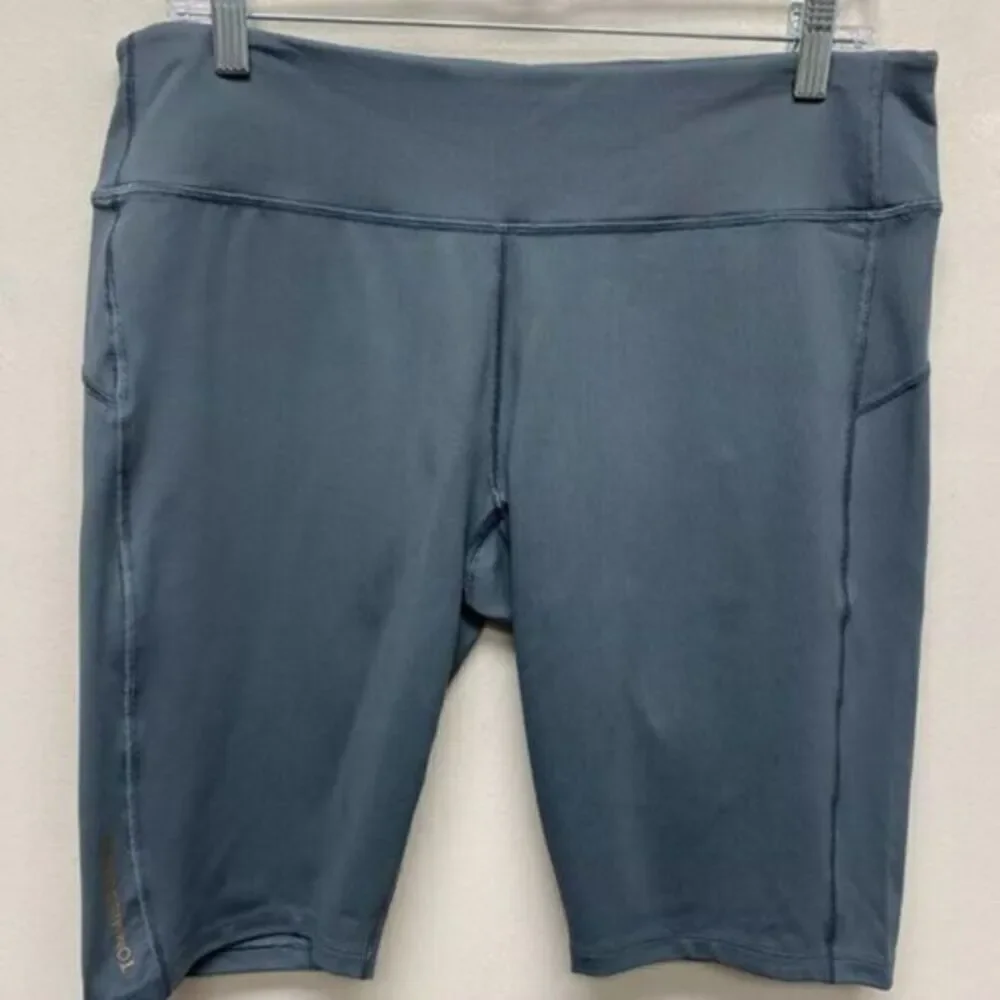 NWOT TOMMIE COPPER Women’s Slate Gray Performance Stretch Bike Shorts - Size XL